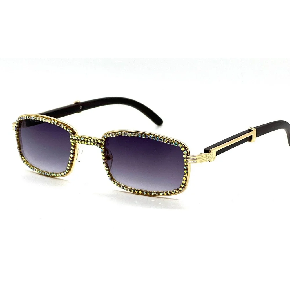 N/A eye catching